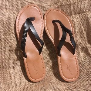 Universal thread flip flops